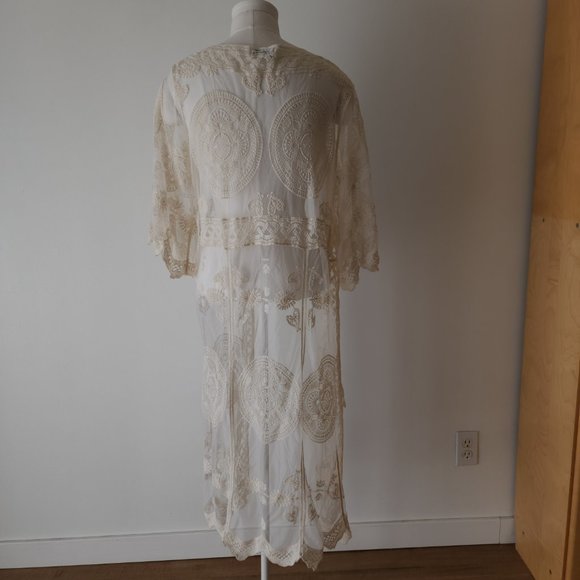 Rebellion mesh lace cream boho robe - Picture 3 of 10